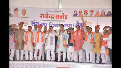 70th b’day in Churu sparks Rathore’s political revival