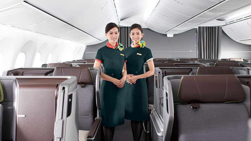 Planning a luxury trip? Explore the luxury of EVA Air's Royal Laurel class—the epitome of in-flight opulence
