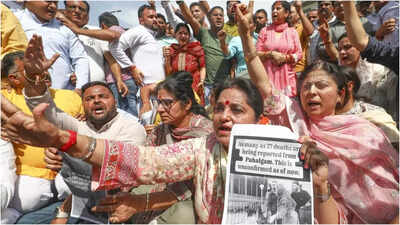 Kashmir valley shuts down in protest against Pahalgam terror attack, first time in 35 years