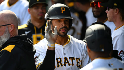 "That's wild" – fans go crazy as Tommy Pham seals Pirates win with stunning game-ending catch