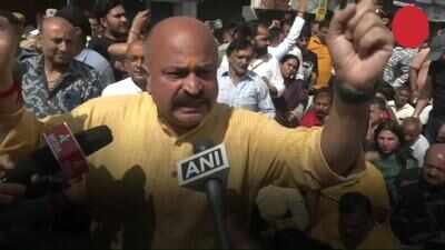 Day After Pahalgam Terror Attack, Anti-Pakistan Slogan Echo in J&K as Protests Erupt Seeking Revenge