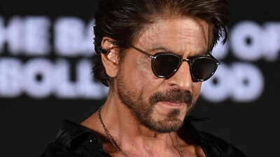 Shah Rukh Khan REACTS to Kashmir terror attack that claimed 26 lives, says "Stand united, strong and get justice"