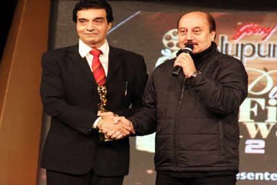 'Life Time Achievement' award for Dheeraj Kumar