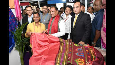 State govt inks MoU with CMAI to make CG textile hub