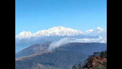 Desi tourists look for cool-clime alternatives in Darj, Himachal