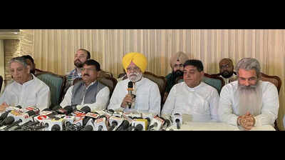 Congress leaders condemn Pahalgam attack, slam Pb govt on security