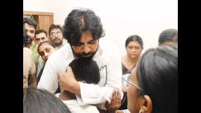 Kavali bids tearful adieu to techie Madhusudhan killed in Pahalgam
