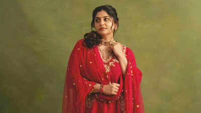 Now, you need to reach out to people to get projects: Manjima Mohan