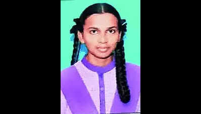 Labourer's daughter shines in Andhra Pradesh SSC exams, gets land as reward