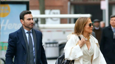 Jennifer Lopez reportedly shares strong chemistry with Brett Goldstein on new film set