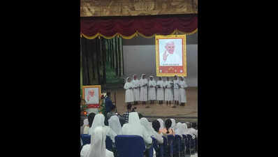 10 Assam priests pay last respects to Pope at Vatican