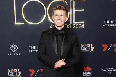 Australian conservationist Robert Irwin brings a wild twist to the NFL Draft from Australia Zoo