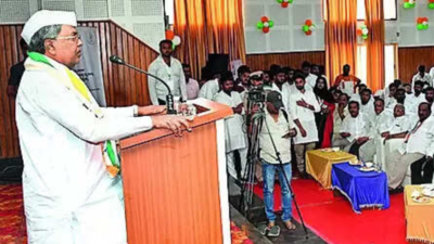 No need of war with Pakistan, ensure security instead, says Karnataka CM Siddaramaiah
