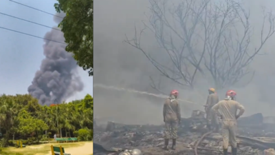 Delhi: Fire breaks out in Rohini Sector 17 jhuggi cluster, 20 fire tenders deployed