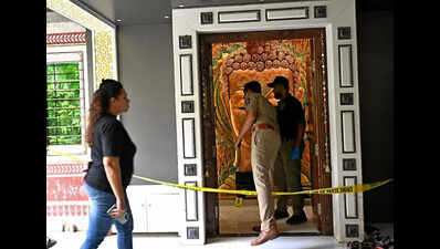 Builder suicide: 2 cops detained over ‘links’ with son’s drug cartel