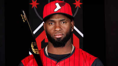 ⁠“TerriBULL” - White Sox fans debate historic NBA-MLB jersey fusion