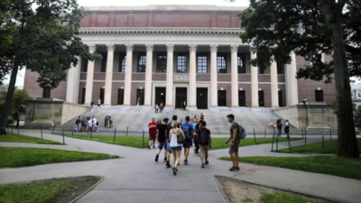 Reinstated international students at risk again after new ICE memo on SEVIS terminations