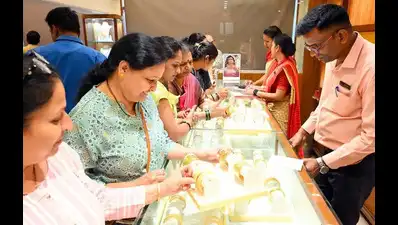 Nashik city records brisk sale in gold, real estate & auto sectors on Akshay Tritiya