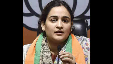 Aparna Yadav reviews facilities for women, kids at hosp, shelter homes