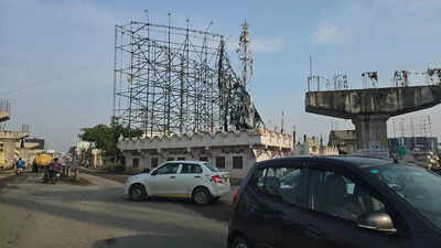 Bengaluru residents fear for safety as illegal hoardings dot Sarjapur roads