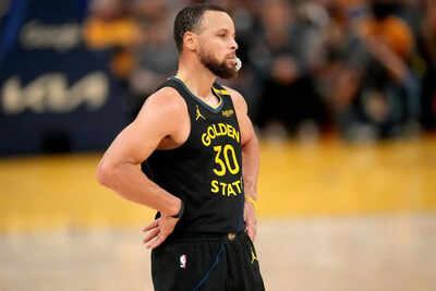 Will Stephen Curry play tonight against the Houston Rockets in Game 7? Latest update on the Golden State Warriors star's injury report (May 4, 2025)