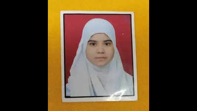 Mubashira Anjum Shines with Academic Excellence in Nagpur