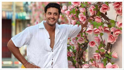After playing a cop in Mera Balam Thanedaar, Shagun Pandey to portray an English professor in Saru