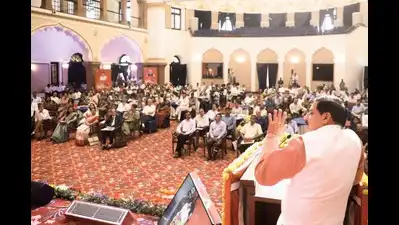 Cabinet okays 850 auxiliary force posts for Naxal-hit dists