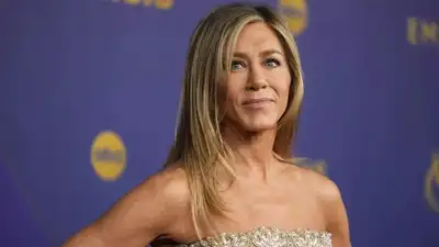 Jennifer Aniston's alleged stalker appears in court shirtless and a judge orders a mental evaluation