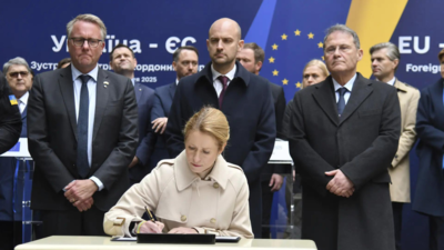 France to use frozen Russian assets for Ukraine howitzer upkeep