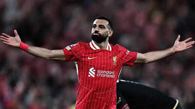 Mohamed Salah wins Footballer of the Year award for 3rd time, matches Thierry Henry's record