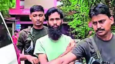 2 Pakistan-trained terror operatives with Lashkar-e-Taiba links held in West Bengal's Birbhum