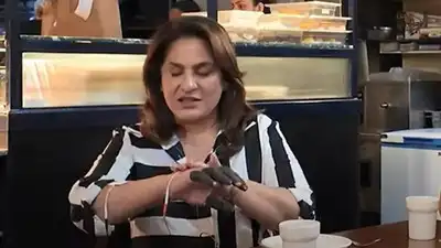 Archana Puran Singh reacts to a user calling her hand injury ‘fake’; says ‘Itne bure din nahi aye…’