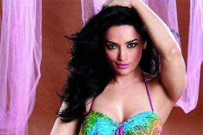 Shweta Menon wants to look sexy again