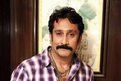 I’m known as Wasooli uncle: Mukesh Tiwari