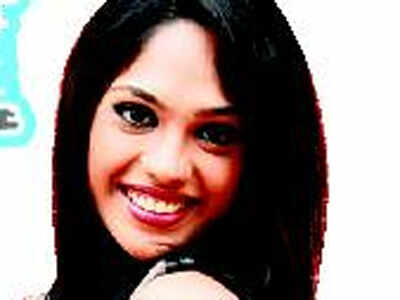 Mumtaz plays Supriya Devi