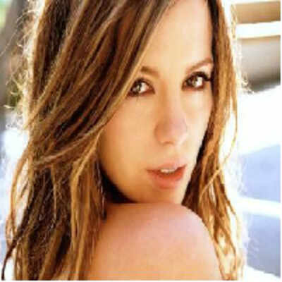 Kate has no issues working with hubby