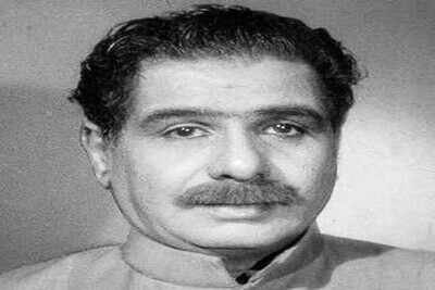 Chitturu Nagayya used to salute traffic constable