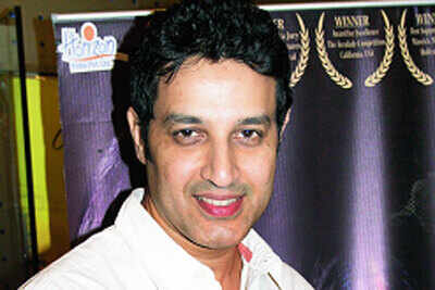 Vijay Patkar, Khalid Siddique and other M-Town stars spotted in Pune