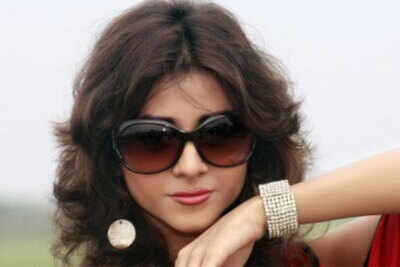 Suprerna to team up with Viraj Bhatt again