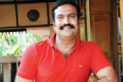 Tini Tom in Avicharitha