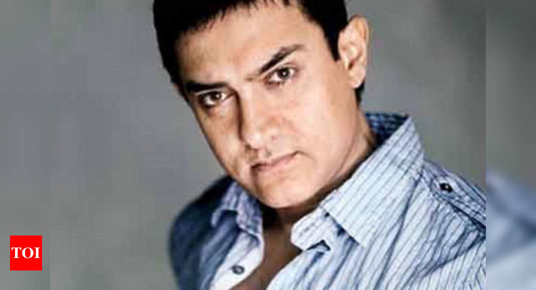 After Shah Rukh Aamir Khan Loses His Security Cover Hindi Movie News