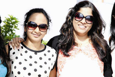 Bangaloreans groove to DJs Prithvi and Achal's beats