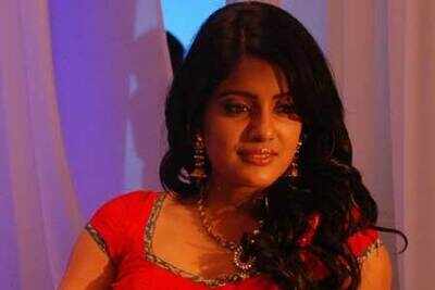 Vishakha not keen to appear scantily clad on