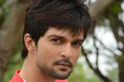 Karan Singh Grover’s loss is Raqesh Vashisth’s gain