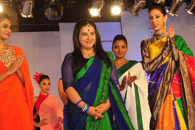Kochi socialites, celebs attend yesteryear actress Ambika's fashion show in Kochi