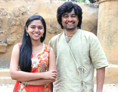 Subodh and Mrunmayee in Katyar Kaljat Ghusli
