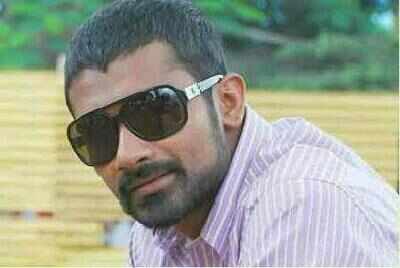 Yogi to promote Darling with college girls