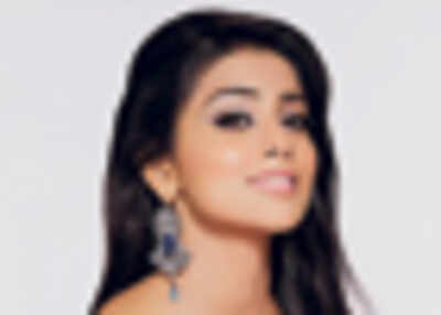 Simply Shriya