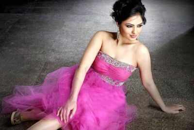 Nikesha Patel is sleepless!